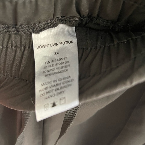 Woman’s Downtown Motion Light Weight Baggy Pants Size 3x NWT - Picture 3 of 4